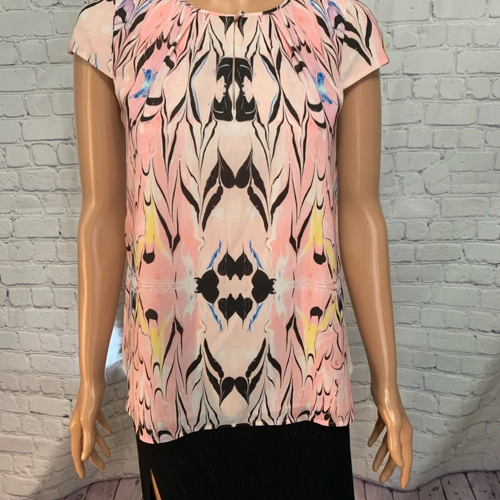 J. Crew Pink design short sleeve business casual blouse top size 00 pink